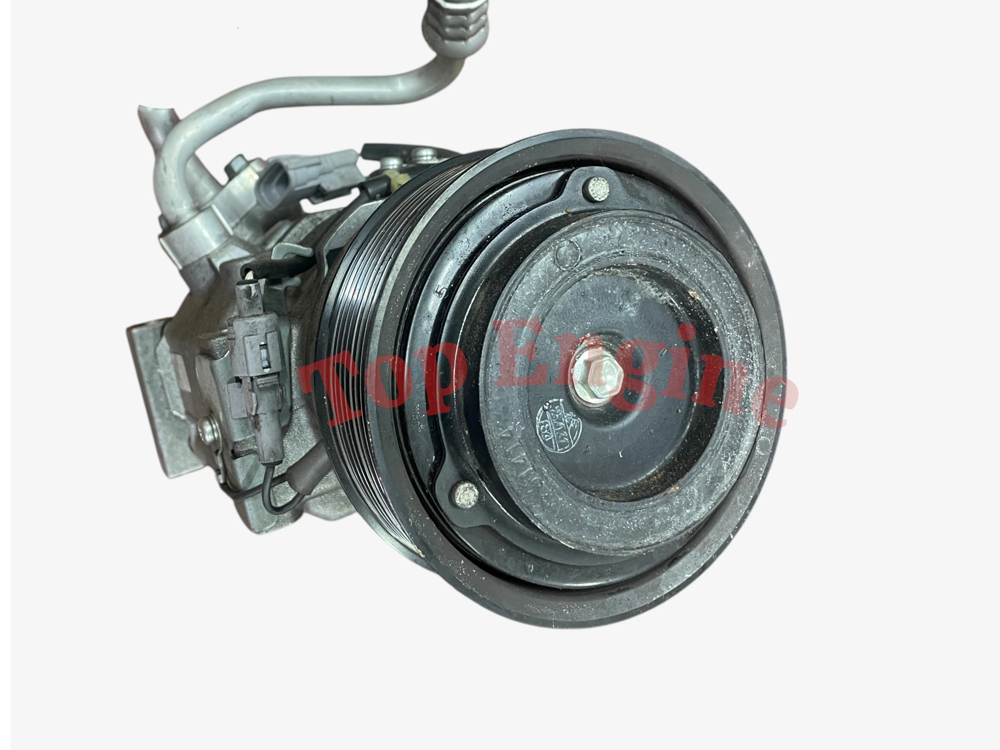 Toyota F33A-FTV AC Compressor – Air Conditioning Compressor Unit Used Auto Parts in UAE image 4 UAE